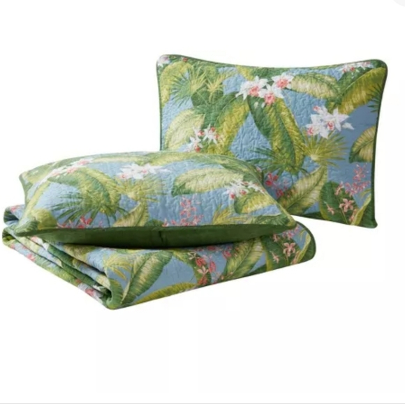 Pair Tommy Bahama Aregada Dock Tropical Floral Quilted‎ King Pillow Shams - Picture 4 of 11